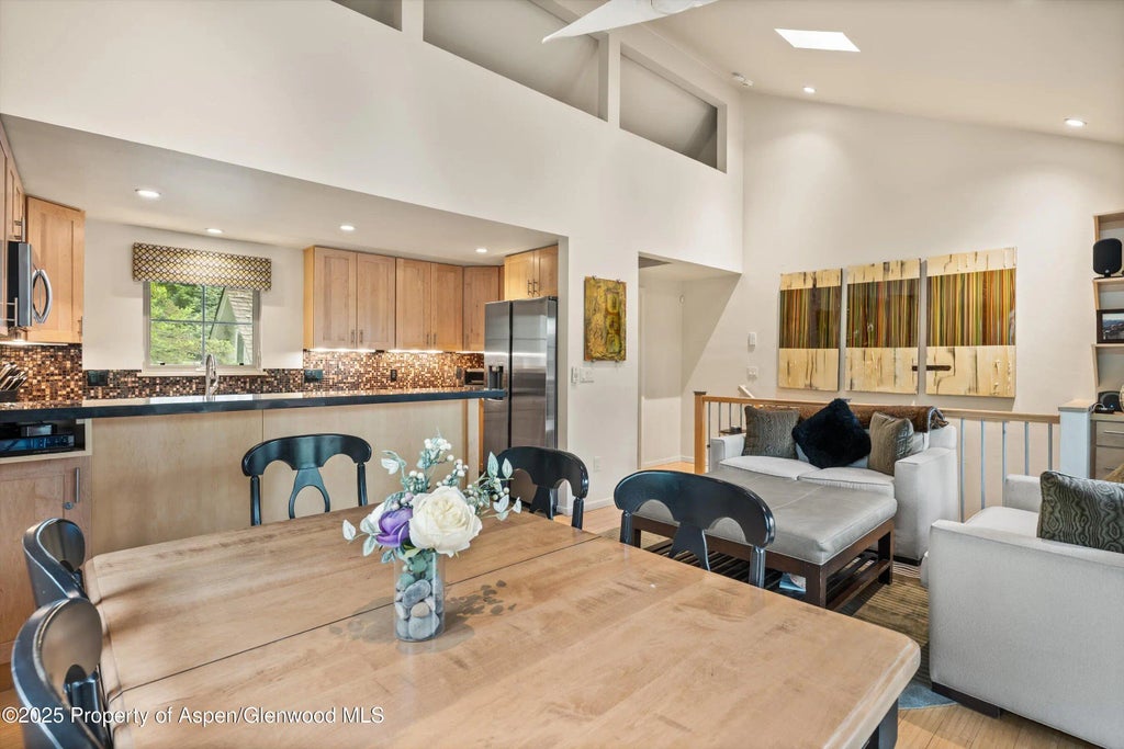 7 of 36 - 322 Park Avenue, Aspen, CO
