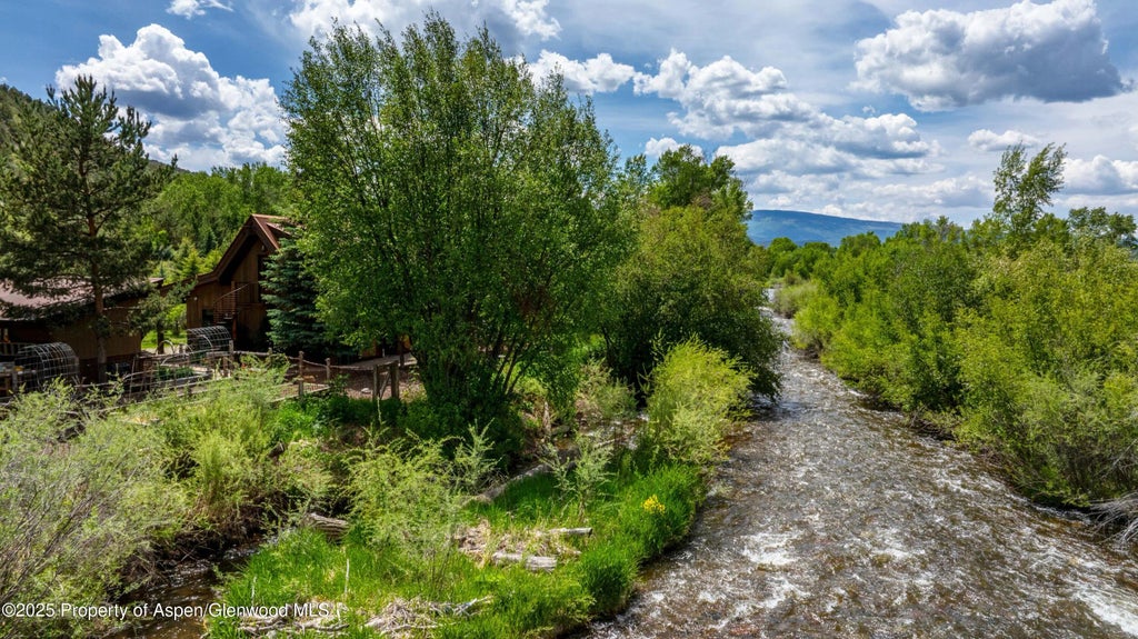 12 of 72 - 2701 County Rd 100, Carbondale, CO