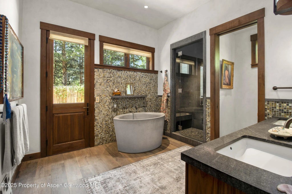 25 of 72 - 2701 County Rd 100, Carbondale, CO