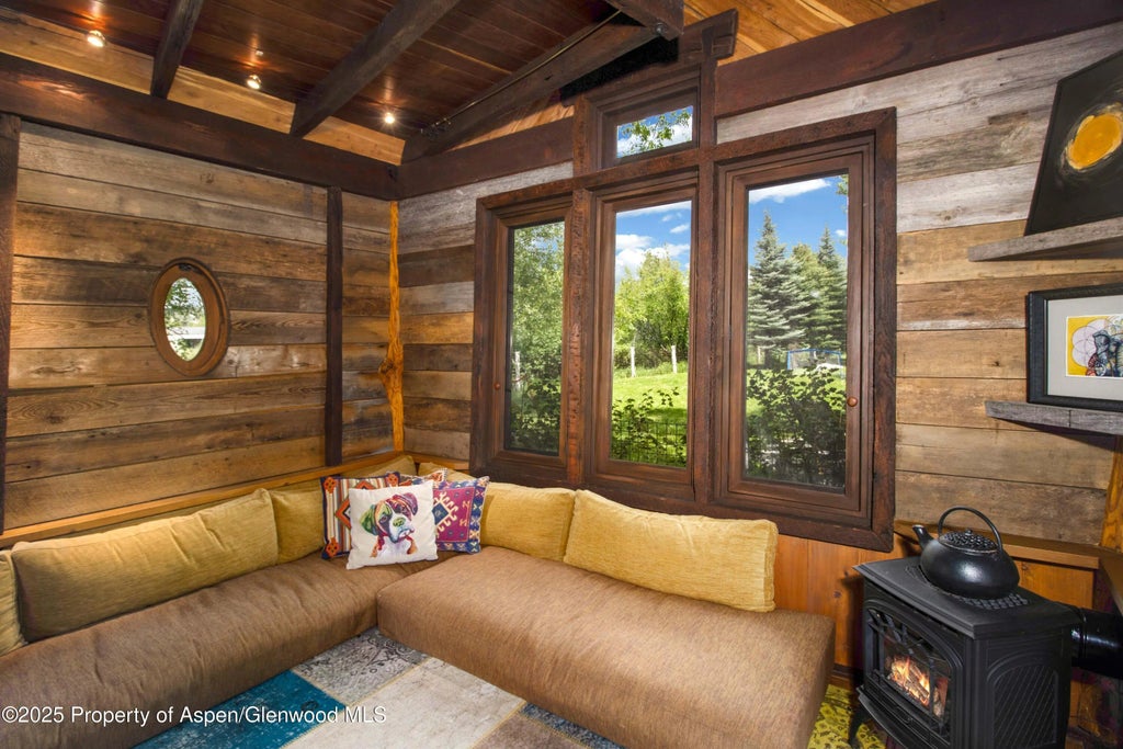 46 of 72 - 2701 County Rd 100, Carbondale, CO