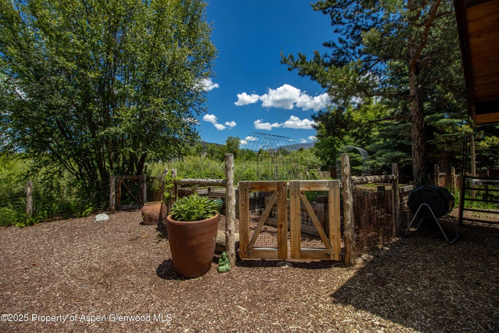 70 of 72 - 2701 County Rd 100, Carbondale, CO