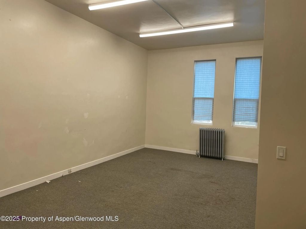 4 of 10 - 151 W Main Street, New Castle, CO