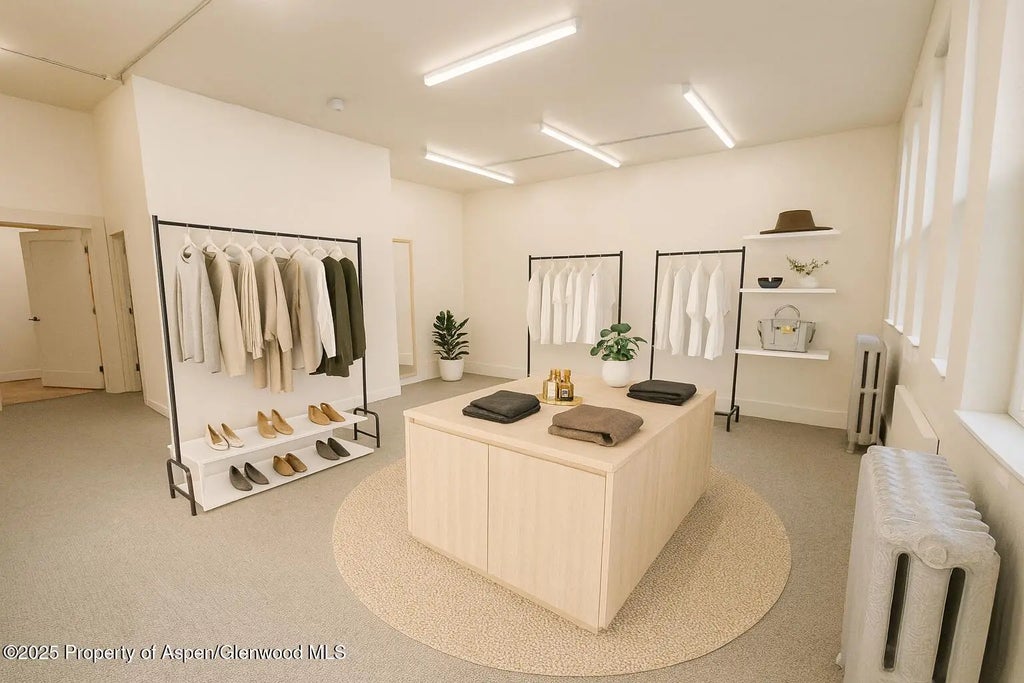 5 of 11 - 151 W Main Street, New Castle, CO