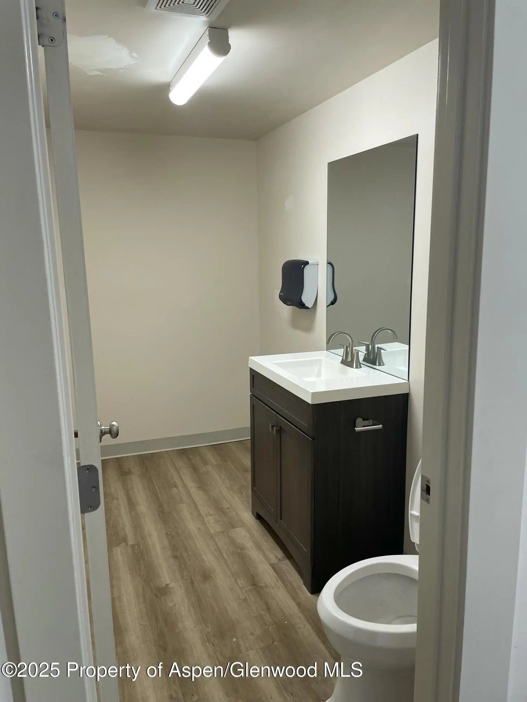 8 of 11 - 151 W Main Street, New Castle, CO