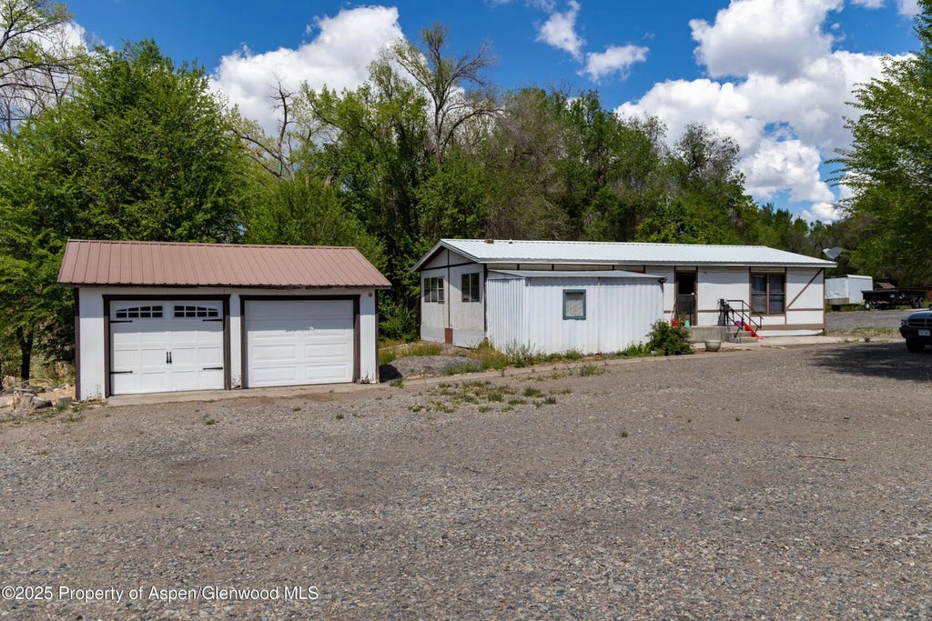 18 of 28 - 12053 Highway 65, Eckert, CO