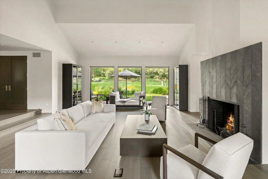 15 of 42 - 3333 Snowmass Creek Road, Snowmass, CO