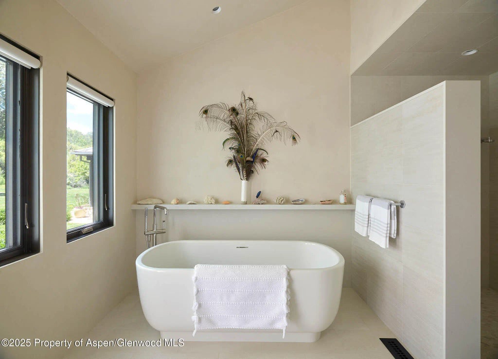 28 of 42 - 3333 Snowmass Creek Road, Snowmass, CO