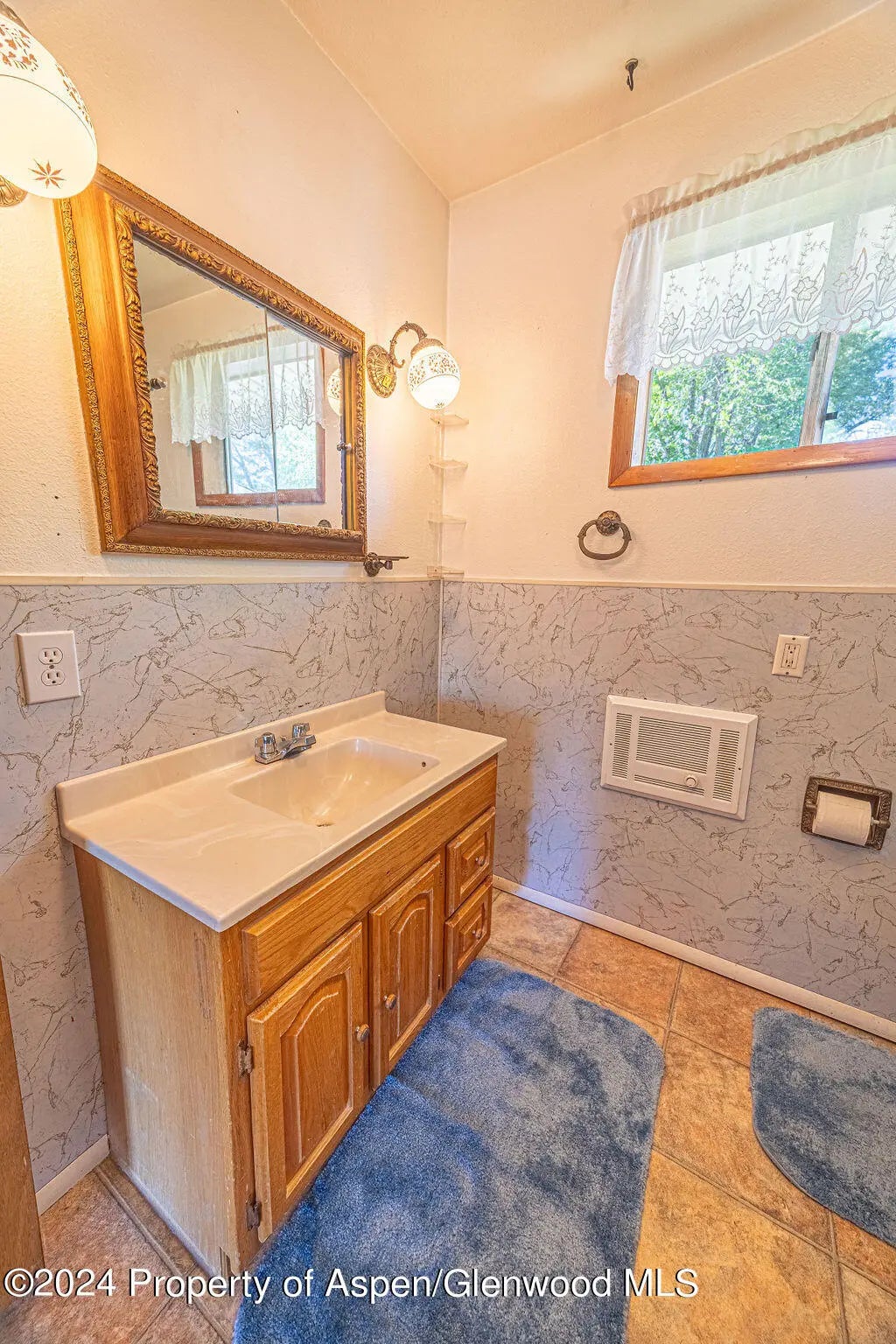 23 of 54 - 1008 Washington Street, Craig, CO