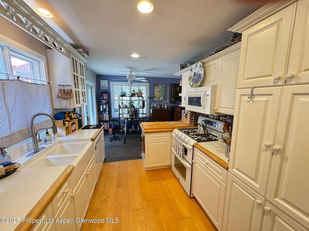 13 of 36 - 73 Lazy Glen, Snowmass, CO