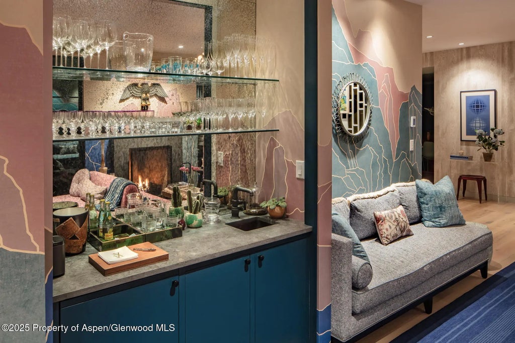 9 of 37 - 614 W North Street, Aspen, CO