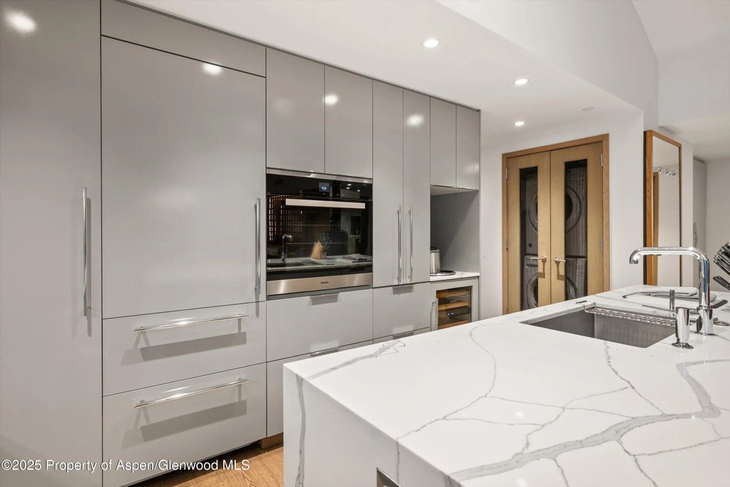 17 of 58 - 550 S Spring Street F10 1-10, Aspen, CO