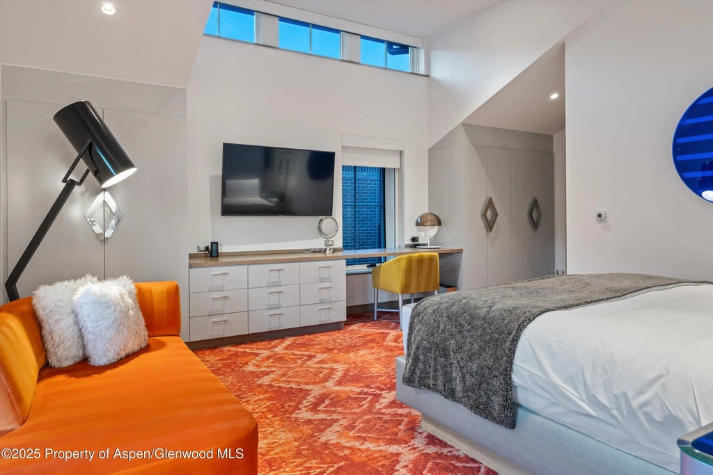 27 of 58 - 550 S Spring Street F10 1-10, Aspen, CO