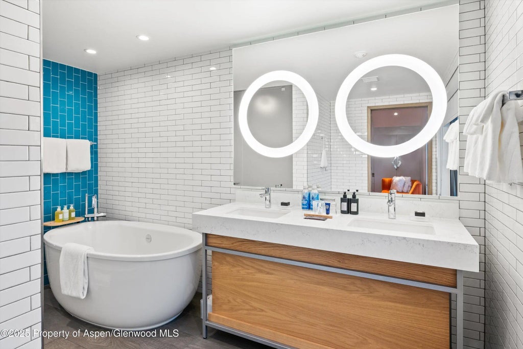 31 of 58 - 550 S Spring Street F10 1-10, Aspen, CO