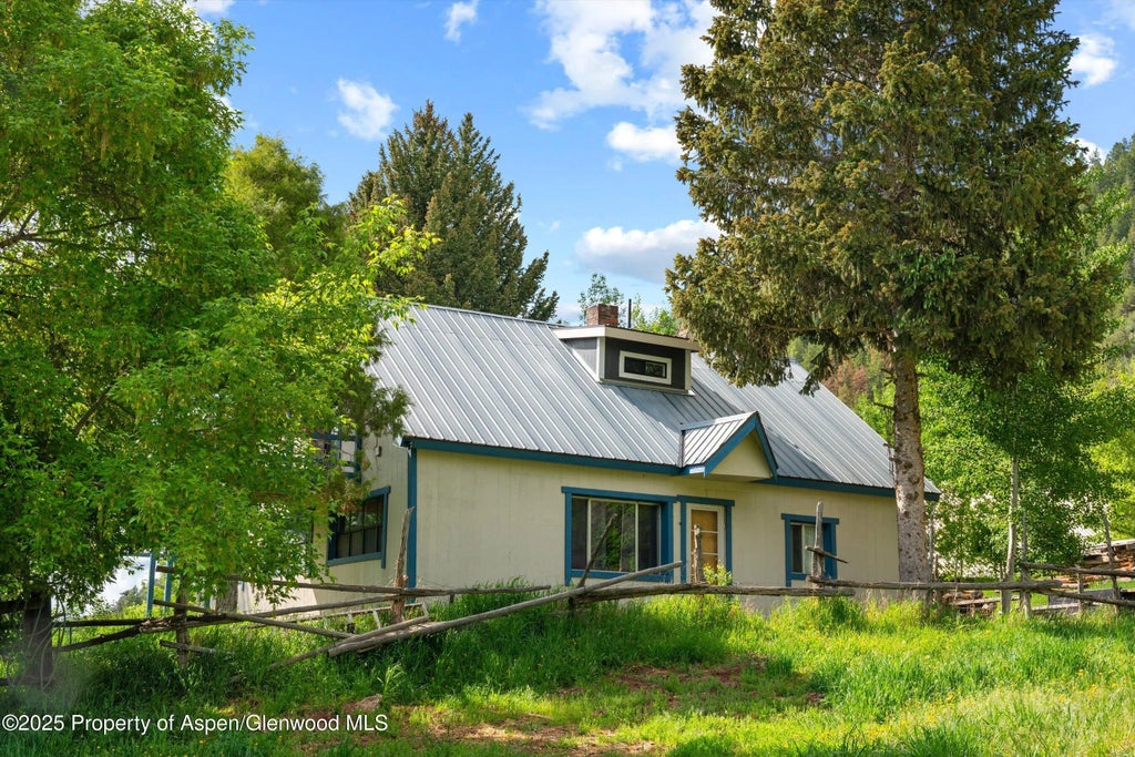 4 of 29 - 10715 County Road 245, New Castle, CO