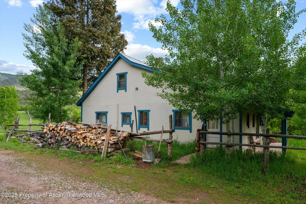 8 of 29 - 10715 County Road 245, New Castle, CO