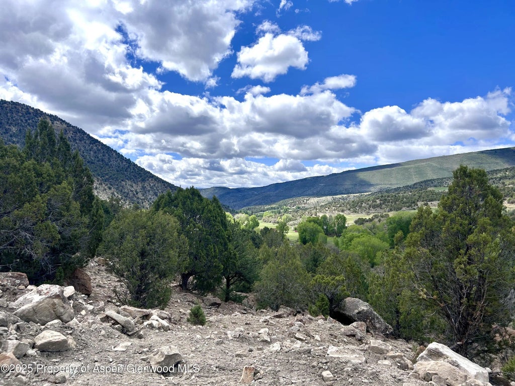 1 of 4 - 5621 Sweetwater Road, Gypsum, CO