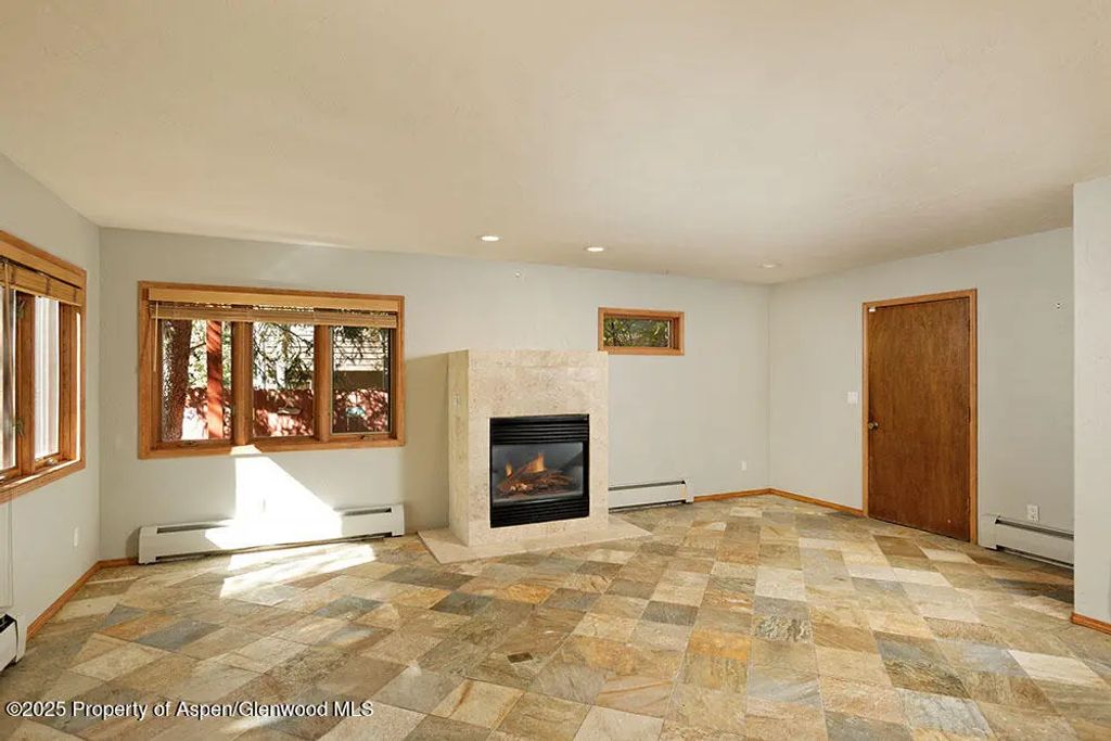 10 of 28 - 311 Midland Avenue, Aspen, CO