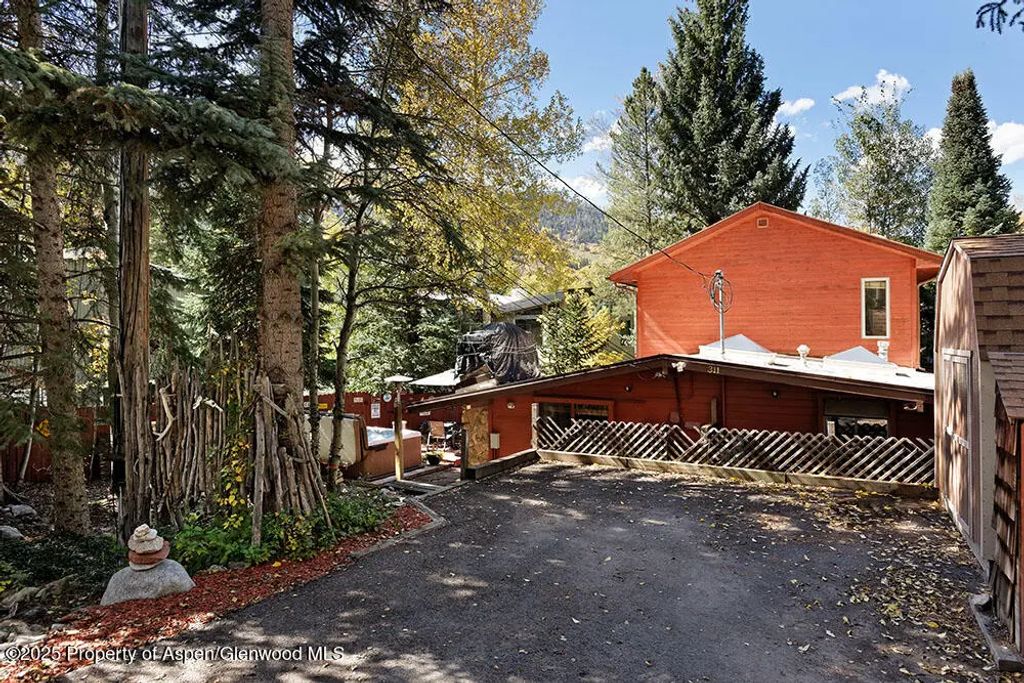 24 of 28 - 311 Midland Avenue, Aspen, CO