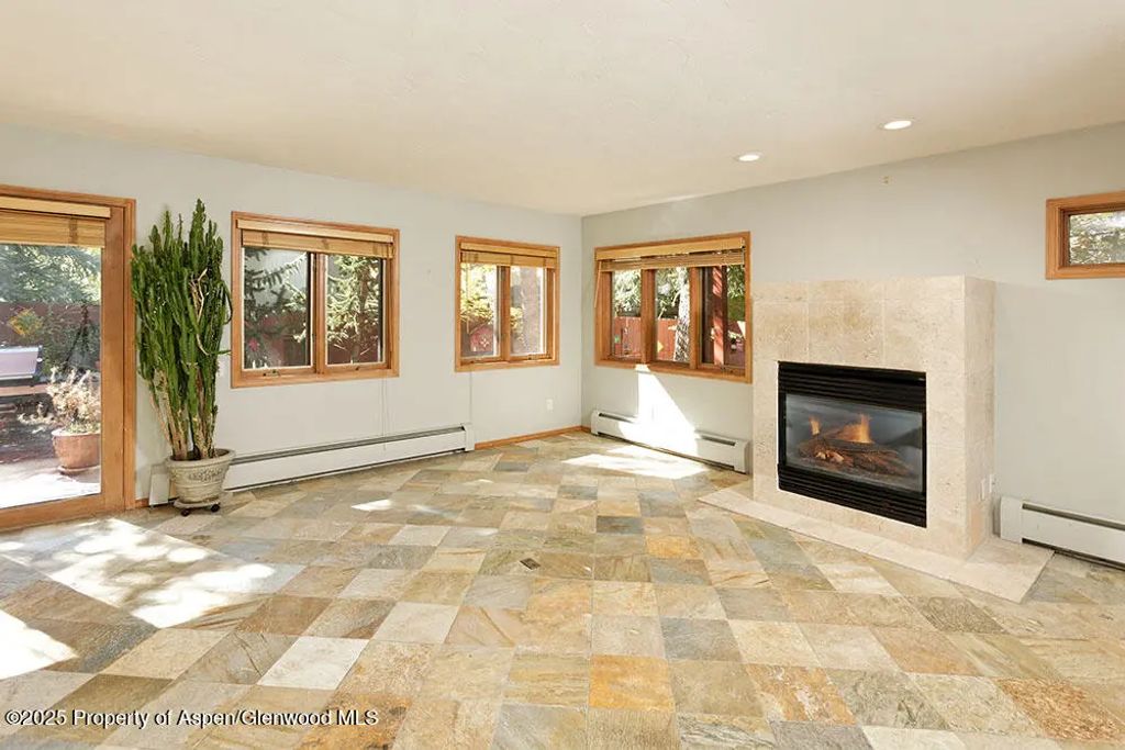 4 of 28 - 311 Midland Avenue, Aspen, CO