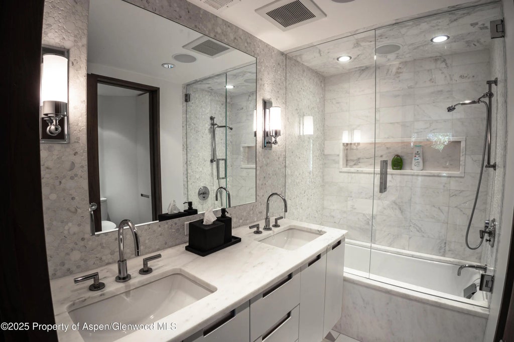 17 of 32 - 602 Mountain Laurel Drive, Aspen, CO