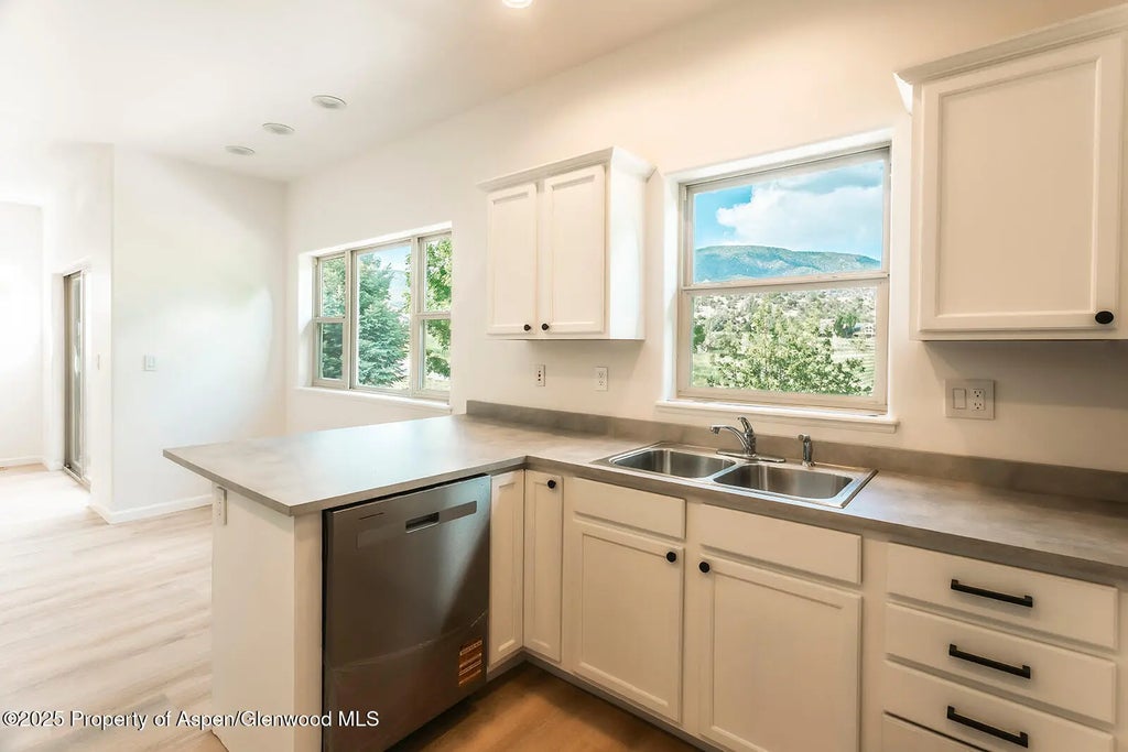 13 of 35 - 94 Castle Ridge Drive, New Castle, CO