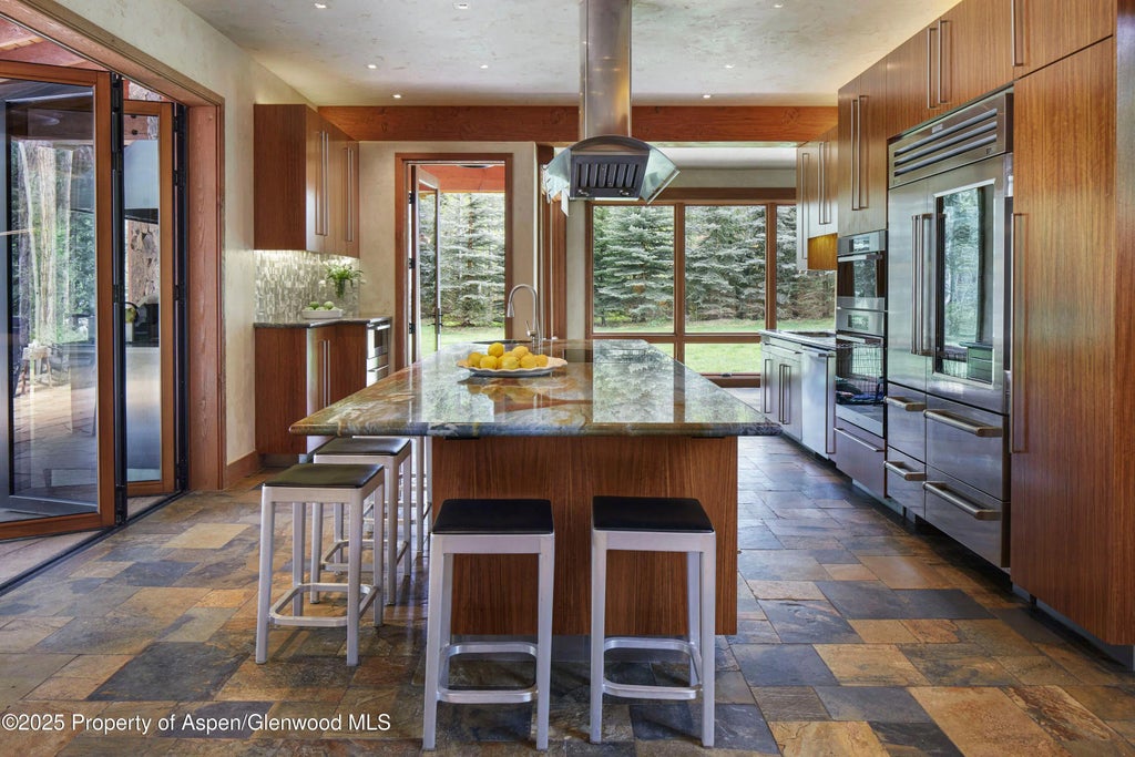 6 of 16 - 143 N Conundrum Creek Road, Aspen, CO