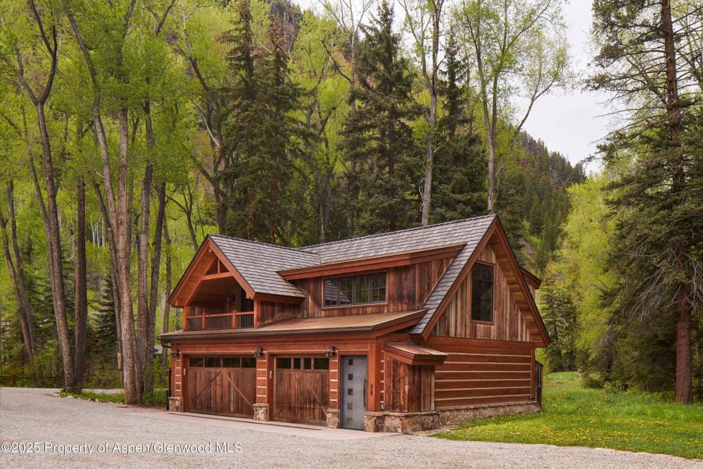 7 of 20 - 143 N Conundrum Creek Road, Aspen, CO
