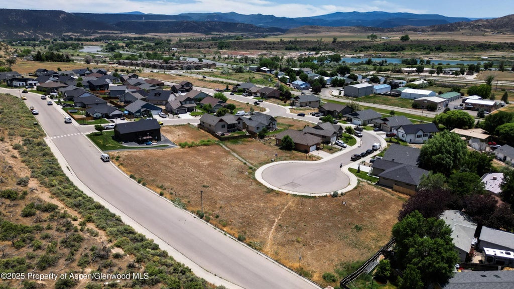 5 of 33 - 373 Roan Court, Silt, CO