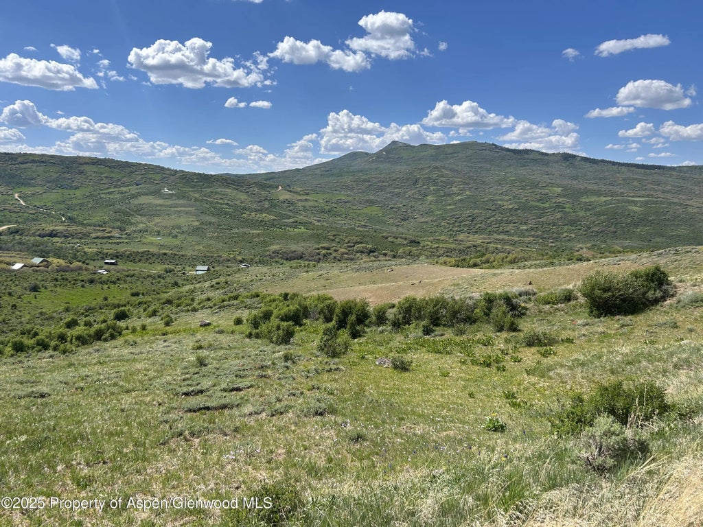 2 of 9 - 1633 Eagle Loop Loop, Craig, CO