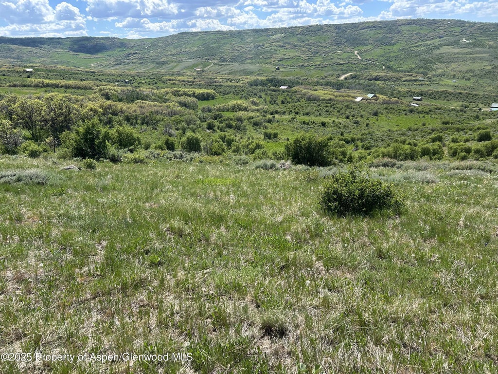 3 of 9 - 1633 Eagle Loop Loop, Craig, CO