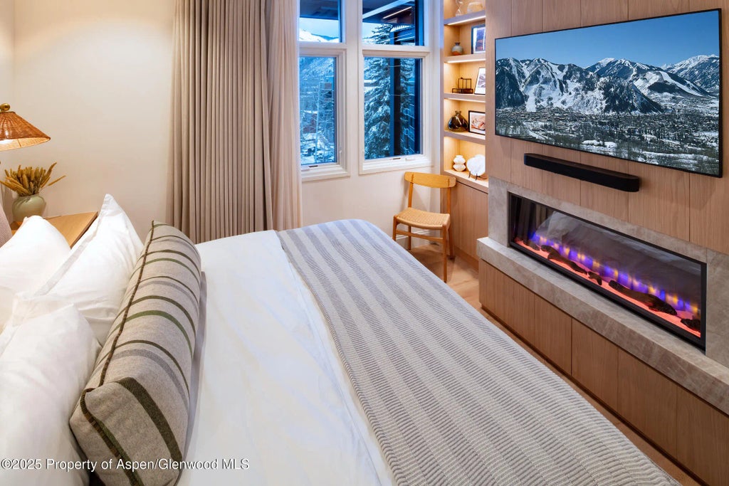 9 of 13 - 800 S Mill Street 201c, Aspen, CO