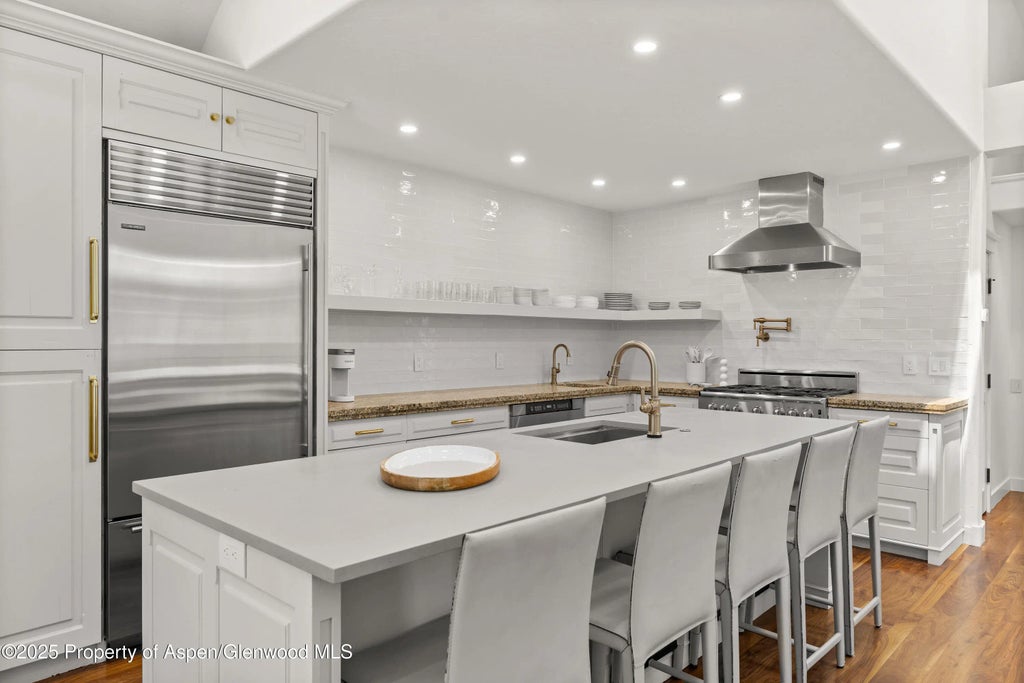 10 of 25 - 777 Castle Creek Drive, Aspen, CO