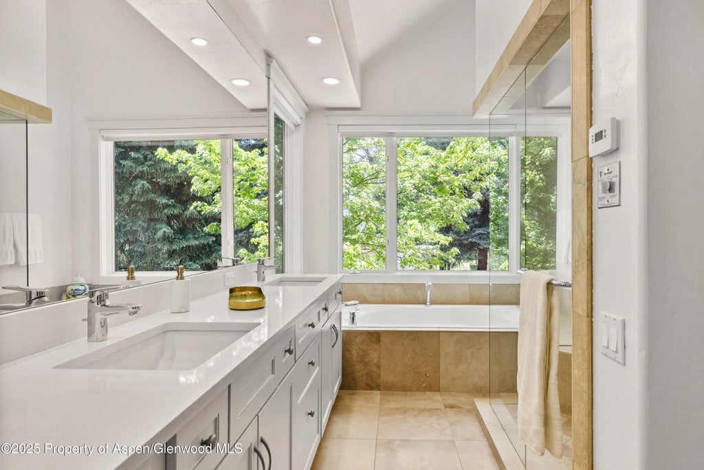 13 of 25 - 777 Castle Creek Drive, Aspen, CO