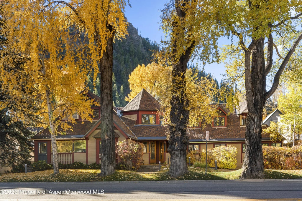 5 of 14 - 715 W Main Street 204, 205, 206 & H, Aspen, CO