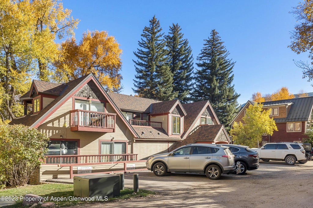 6 of 14 - 715 W Main Street 204, 205, 206 & H, Aspen, CO