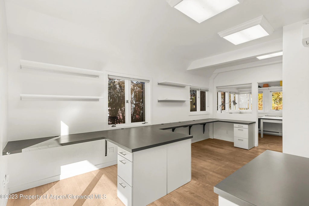 7 of 14 - 715 W Main Street 204, 205, 206 & H, Aspen, CO
