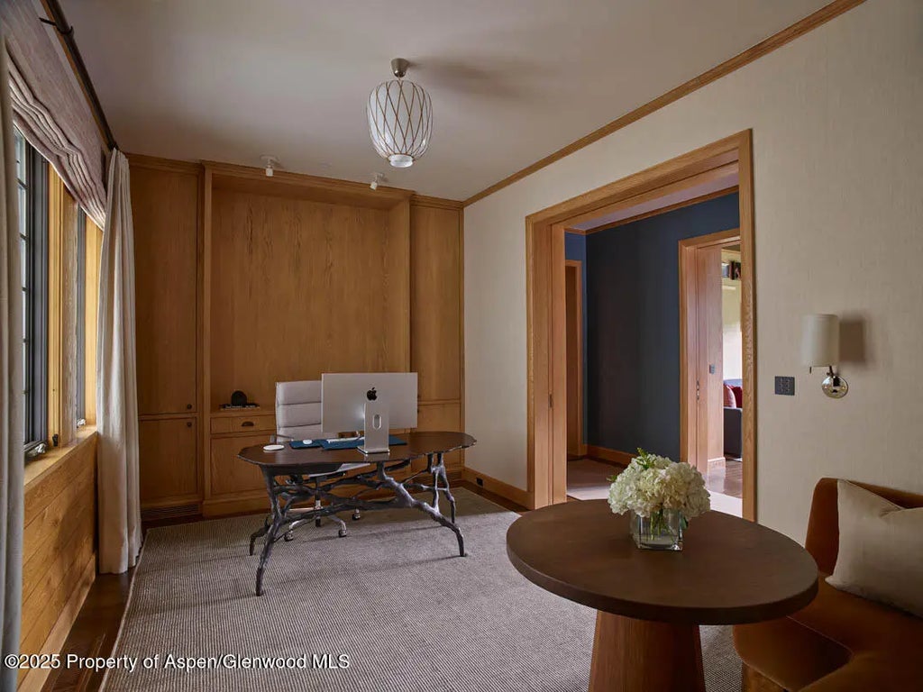10 of 37 - 864 Moore Drive, Aspen, CO