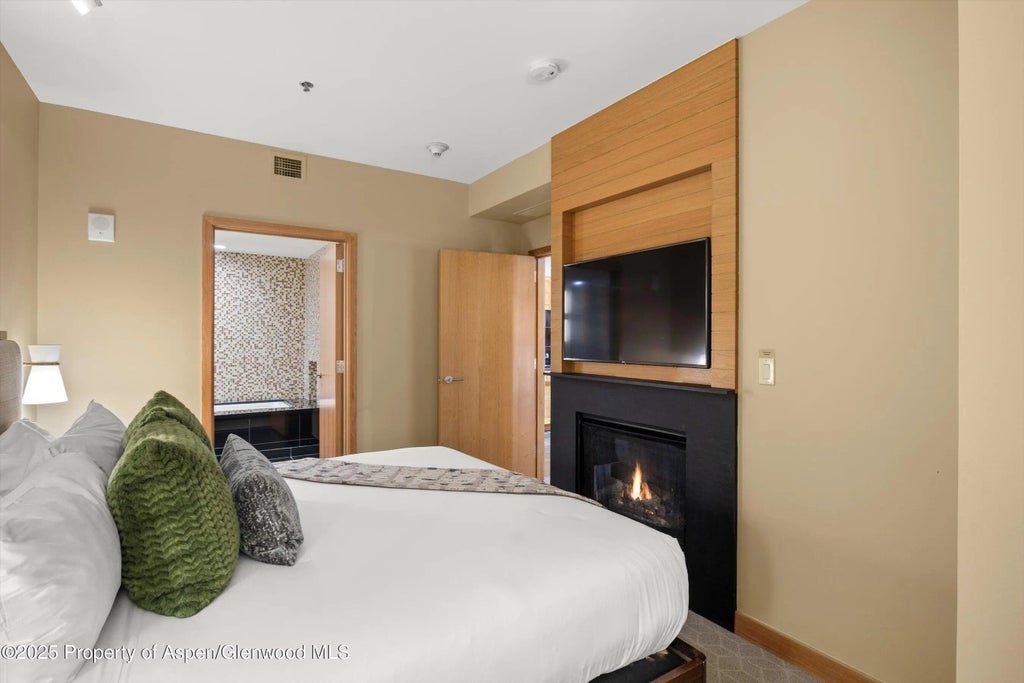 10 of 24 - 130 Wood Road 314/316, Snowmass Village, CO