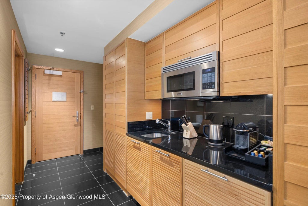 20 of 24 - 130 Wood Road 314/316, Snowmass Village, CO
