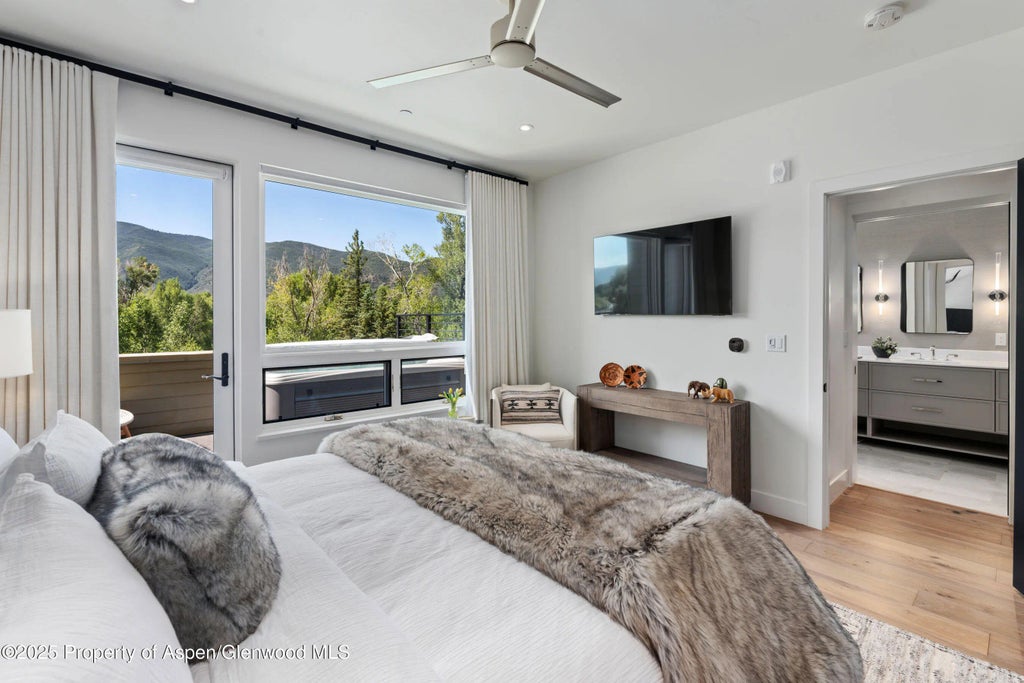 15 of 26 - 22856 Two Rivers Road, Basalt, CO