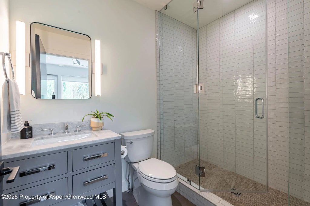 21 of 26 - 22856 Two Rivers Road, Basalt, CO