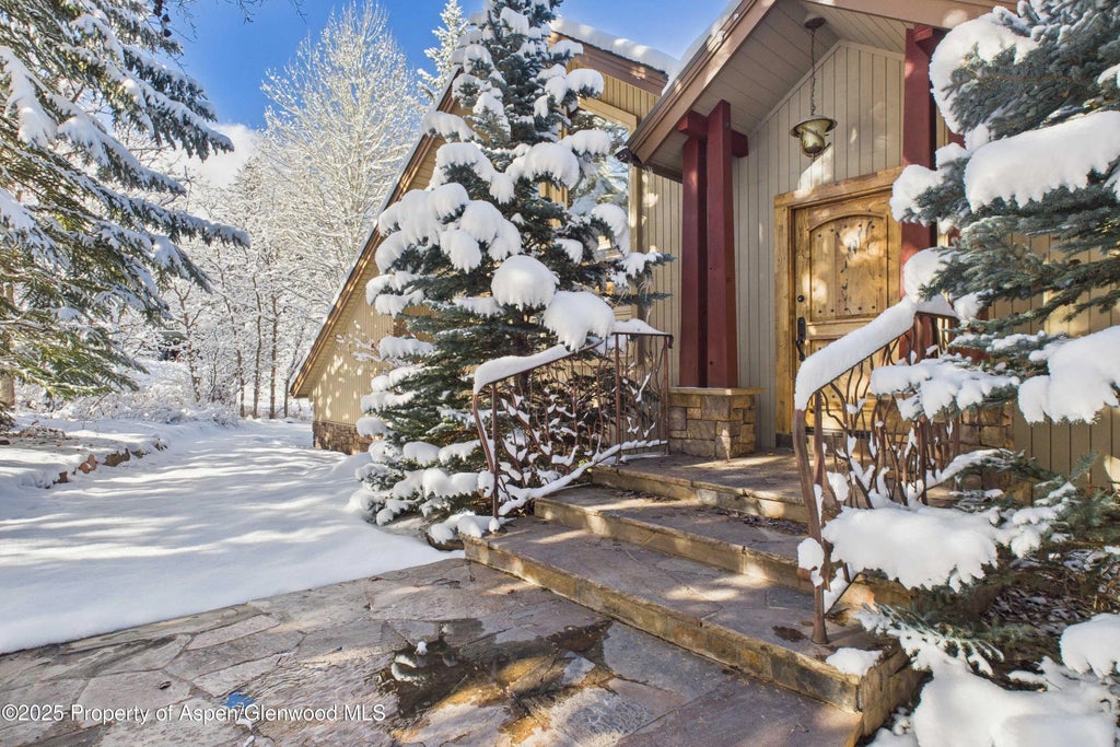 11 of 49 - 593 Meadowood Drive, Aspen, CO