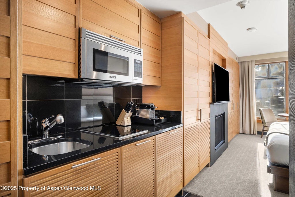 7 of 13 - 130 Wood Road 536, Snowmass Village, CO