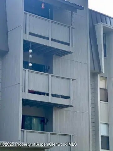 15 of 16 - 1527 Blake Avenue 201, Glenwood Springs, CO