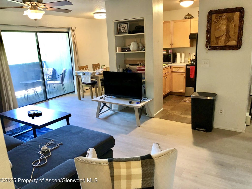 4 of 16 - 1527 Blake Avenue 201, Glenwood Springs, CO