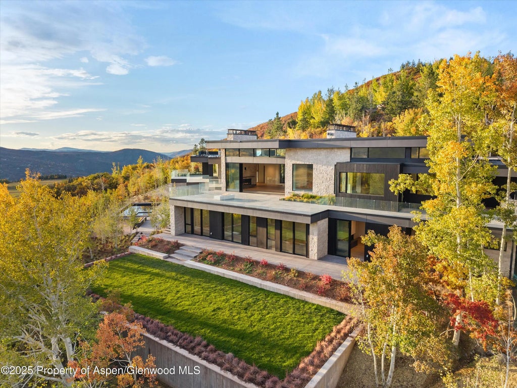 2 of 34 - 401 Carroll Drive, Aspen, CO