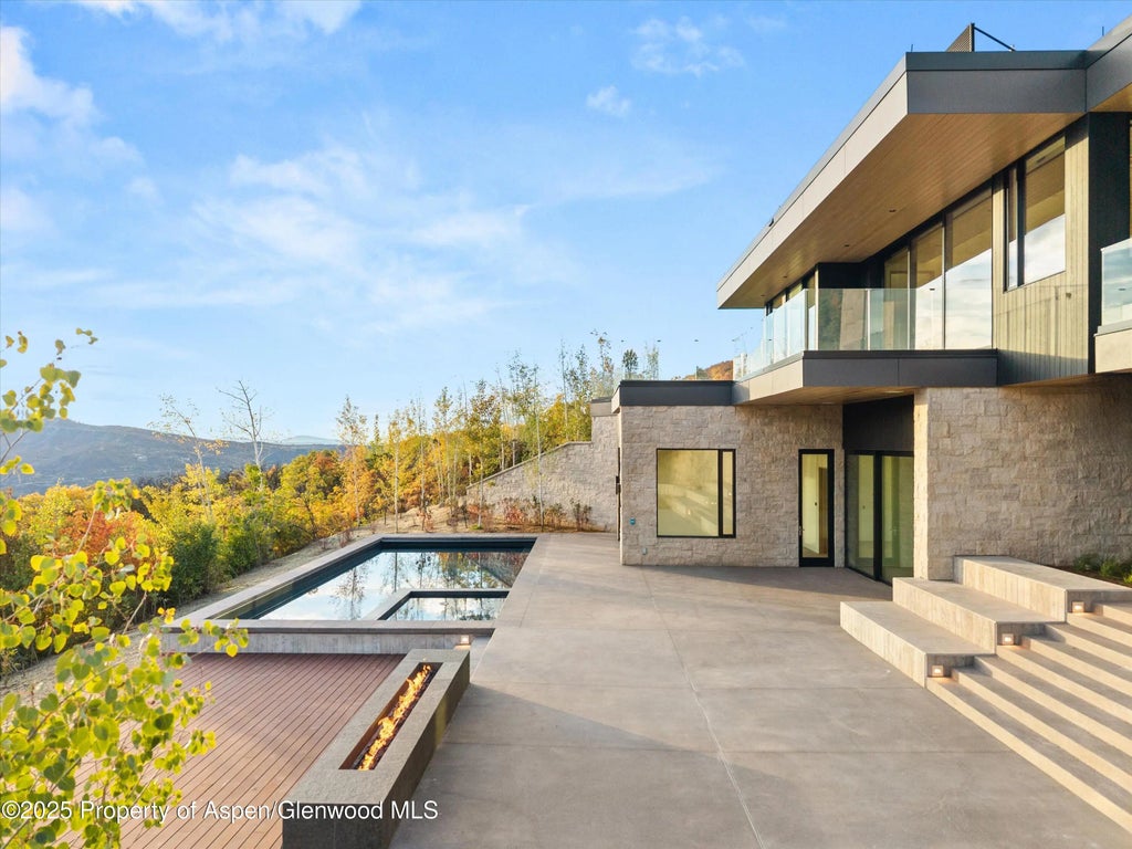33 of 34 - 401 Carroll Drive, Aspen, CO