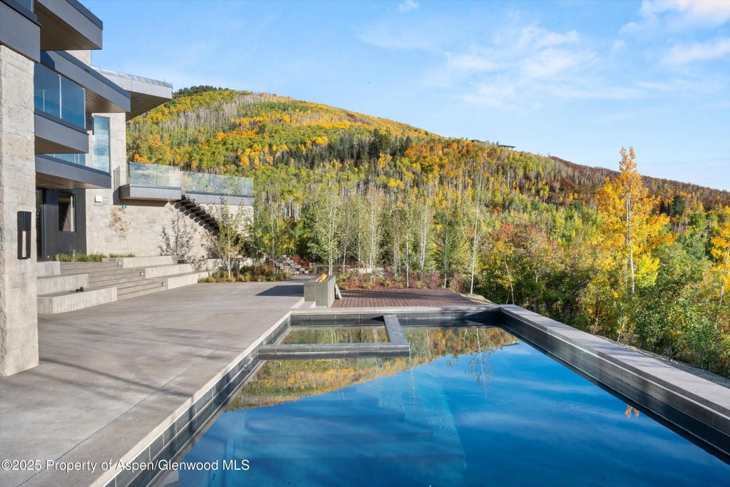 7 of 34 - 401 Carroll Drive, Aspen, CO