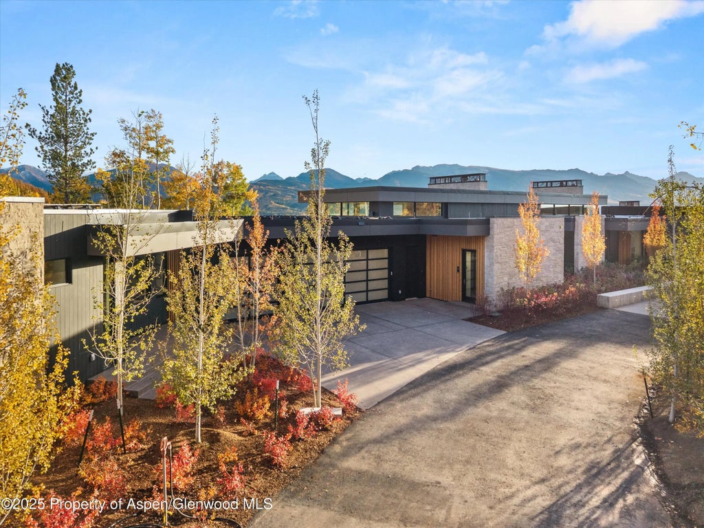 9 of 34 - 401 Carroll Drive, Aspen, CO