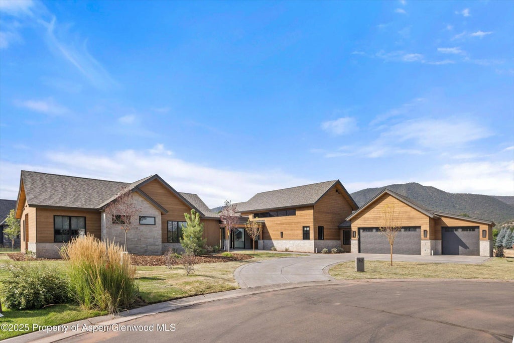 1 of 25 - 52 Elk Track Lane, Carbondale, CO